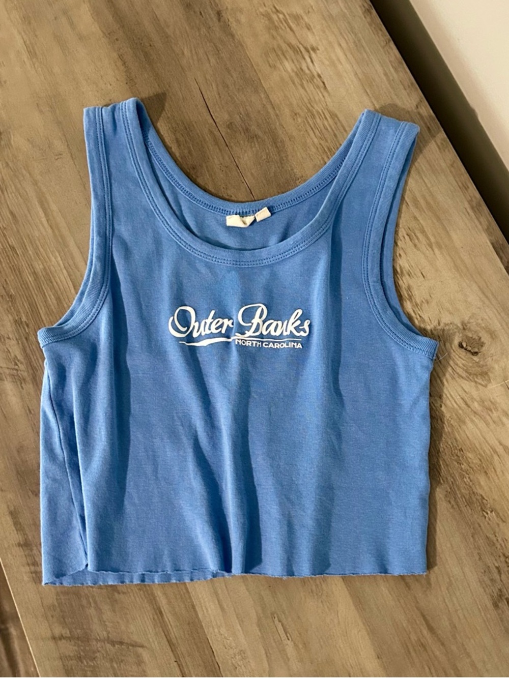Outer Banks NC Blue Cropped Tank Top Size Large Cotton Graphic Beachy Casual - Picture 2 of 5